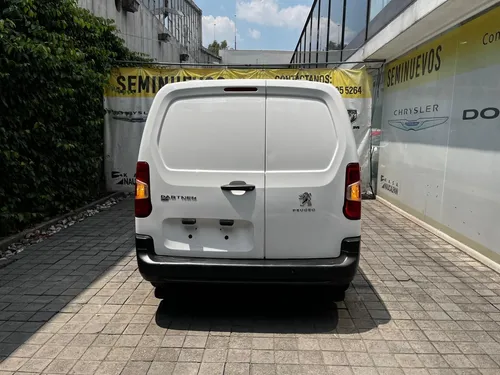Peugeot Partner 2021