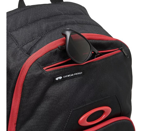Mochila Oakley Enduro 4.0 25 litros Sm24, color negro y rojo, talla única