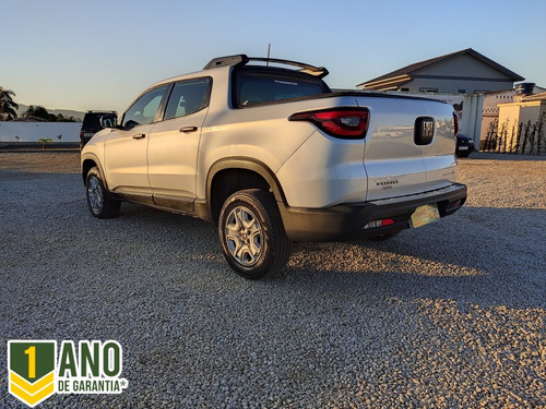 Imagem 12 de 13 de Fiat Toro Freedom 1.8 16v
