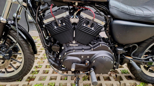 Harley Davidson Sportster Xl 883 R