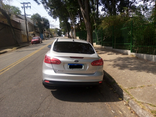 Imagem 8 de 11 de Ford Focus Sedan Se 2.0