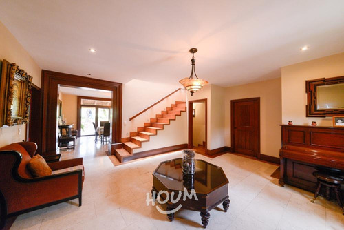 Imagen 1 de 30 de Casa En El Palomar Secc Jockey Club, Tlajomulco De Zúñiga Con 6 Recámaras, 700 M², Id: 84057