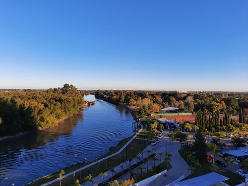 Super Dpto De 2 Amplios Ambientes (75 M2) En Marina Golf Cc. Vistas Abiertas 180º Al Agua Y Espacios Verdes, Todo Externo Y Luminoso. En Alquiler U$d 850. Cochera Y Amarra