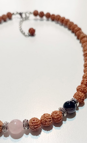 Hermoso Collar De Semillas Originales De Rudraksha Y Gemas Marrón