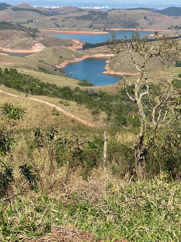 Imagem 4 de 14 de V20- Lotes 800 Metros Da Represa Fácil Acesso Em Igaratá
