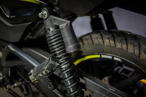 Bajaj Pulsar 180 Fi Neon 2023