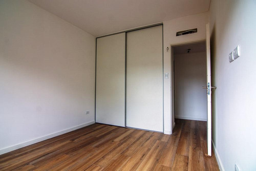 Imagen 19 de 23 de Departamento De Tres Ambientes En Venta. Haedo. Excelente Oportunidad.