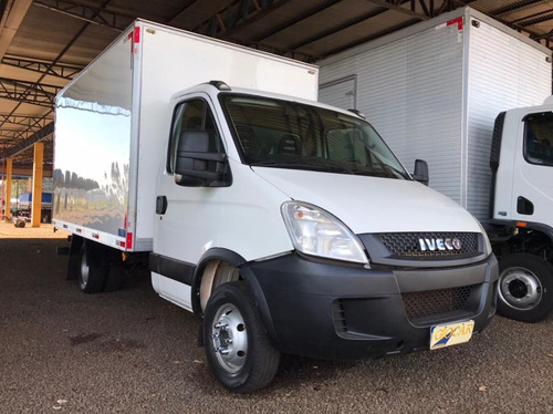 Imagem 1 de 14 de Iveco 55c17
