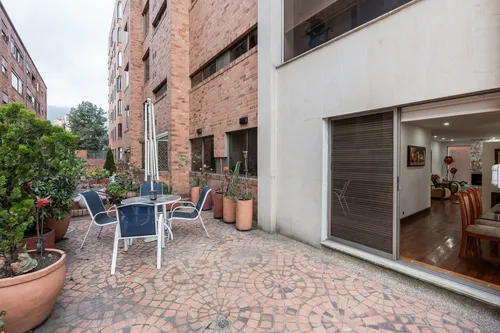 Apartamento En Arriendo/venta En La Carolina-usaquén. Cod V1037083