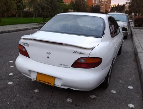 Hyundai Elantra 1.8 Gls