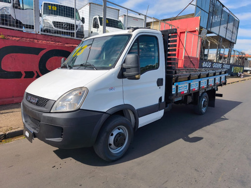 Iveco Daily 35s14 Ano 2013 Carroceria - Covelp Americana