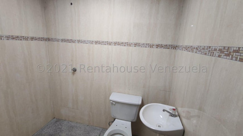 Edificio En Venta Centro De Barquisimeto Kenlimar Nieto 23-23481