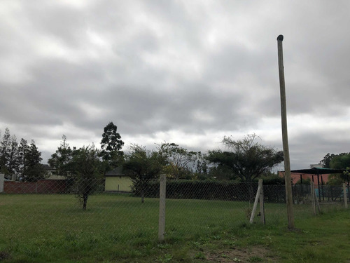 Imagen 14 de 14 de 2 Cabañas Con Terreno De 2500 M2. En Federacion Norte E.r