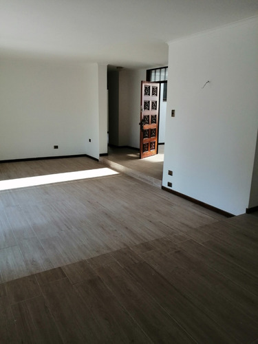 Casa Nueva Remodelada Sin Uso 5 Dormitorios 5 Baños 1 Piso