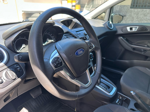 Ford Fiesta Kinetic 1.6 Se Powershift 120cv