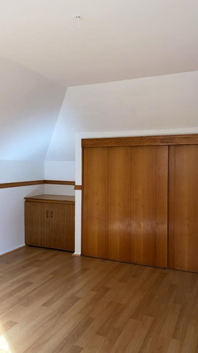 Espectacular Casa En Lo Barnechea, ¡gran Oportunidad!