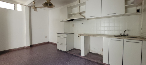 Imagen 5 de 11 de Alquiler Departamento De 3 Ambientes Para Uso Profesional/comercial