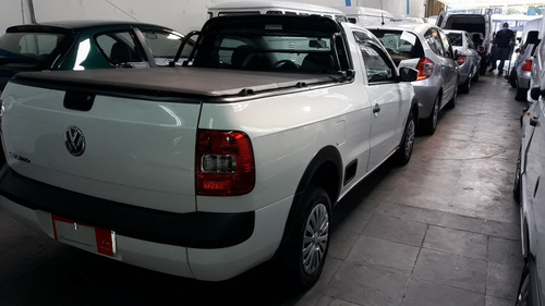 Imagem 5 de 10 de V.w. Saveiro Cs 1.6 Flex C/vidro Elet.
