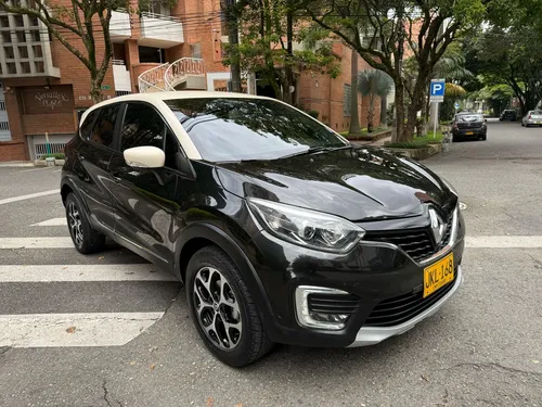 Renault Captur 2.0 Intens Automática