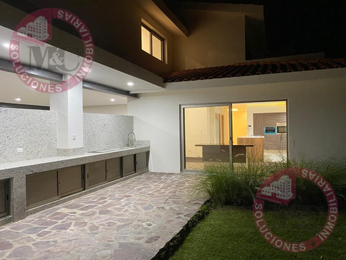 Casa En Venta En Rancho San Antonio Al Norte De La Ciudad