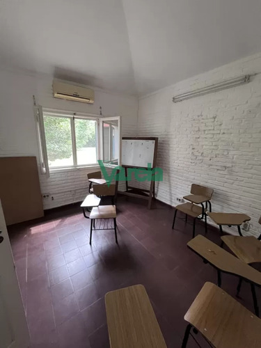 Casa ,local En Venta Pinar Sur Sobre Principal!