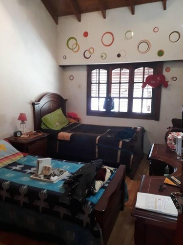 Imagen 21 de 30 de Venta -chalet En Dos Plantas - Bella Vista