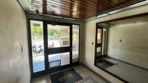 Av Cordoba 2800, Departamento Monoambiente En Barrio Norte, Frente Plaza Monseñor
