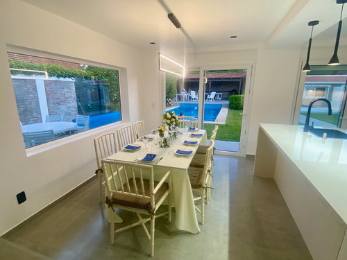 Casa Con Piscina Climatizada