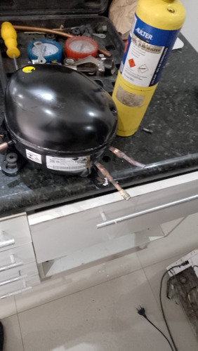 Troca De Compressor Refrigerador Duplex, Expositores E Freez