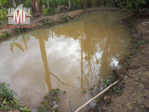 Imagem 3 de 30 de Ótima Chácara Com 3 Dormitórios, Rico Em Água, Lago E Nascente, Arborizada, Bem Localizada, À Venda, 5000 M² Por R$ 280.000 - Rural - Tuiuti/sp - Ch1011