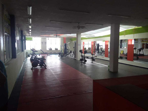 Venta Centro Deportivo Terreno Grande Granjas Banthi San Juan Del Rio