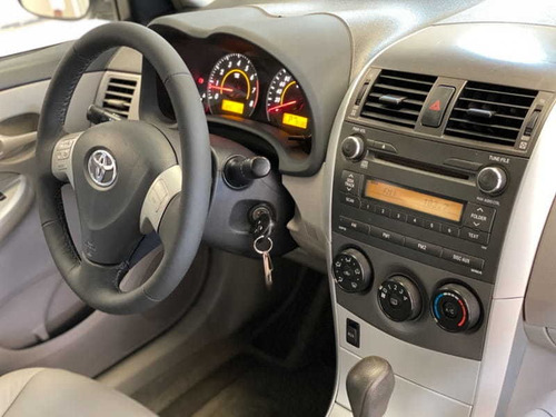 Imagem 10 de 15 de Toyota Corolla Gli 1.8 16v 4p Aut (flex)