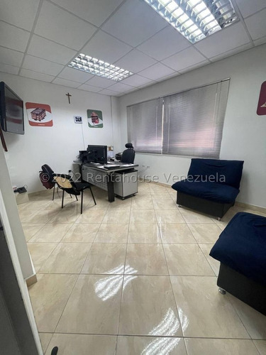 Imagen 12 de 30 de Edificio Comercial En Alquiler En El Centro De Barquisimeto Lara, 04245937542