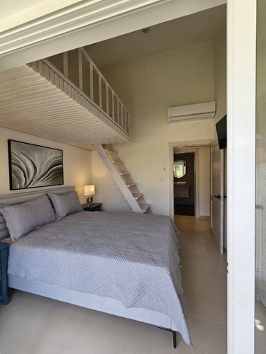 Luxury Apartamento Renovado - En Cadaques Residencial En La Primera Línea Playa Privada, Bayahibe !!!