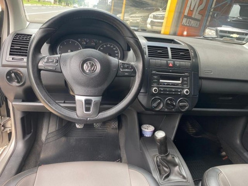 Imagem 8 de 11 de Polo Sedan 1.6 Mi Comfortline 8v Flex 4p Manual