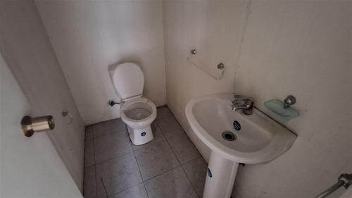 Casa En Venta De 2 Dorm. En Maipú