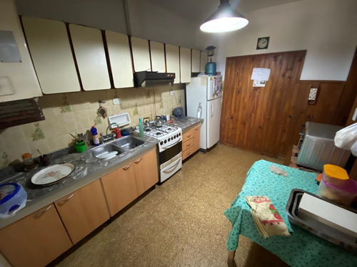 Imagen 2 de 14 de En Venta! Importante Propiedad Con 2 Locales En Moreno Centro (lado Norte) | Calle Dorrego Entre Bouchard Y Maipu