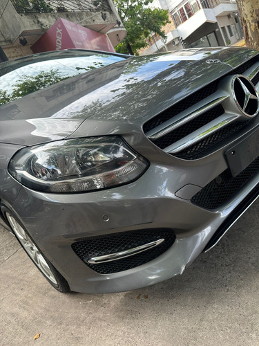 Mercedes-Benz Clase B 1.6 B200 2016 Edition 156cv