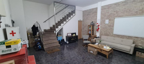 Imagen 8 de 14 de Galpón Industrial 1250 M² Baños, Vestuarios Y Oficinas - 9 De Abril