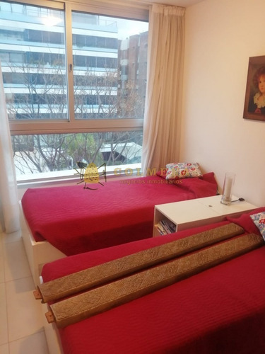 Departamento En Península - Punta Del Este- Ref: 3844