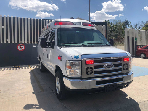 Imagen 2 de 15 de Ford Ambulancia Demers T2 2012