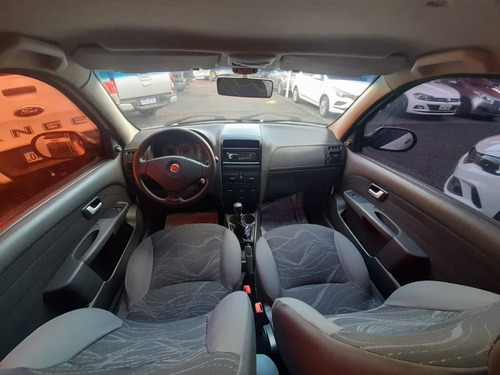 Imagem 10 de 10 de Fiat Strada 1.4 Mpi Working Cd 8v 2012