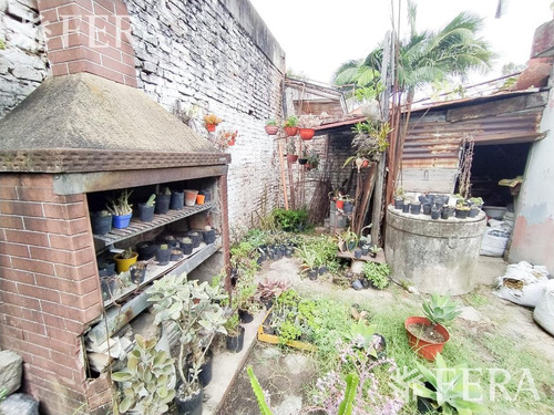 Imagen 14 de 30 de Venta De Casa Para 2 Familias De 5 Ambientes Con Cochera , Jardín Y Patio Wilde (27362)