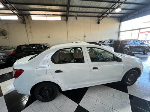 Renault Logan 1.6 Authentique Plus 85cv Nac