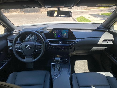 Lexus Ux 2.0 200 Plus Auto 2024