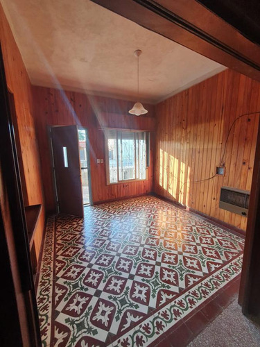 Casa | 2 Dormitorios | Capitán Bermúdez | Barrio Centro