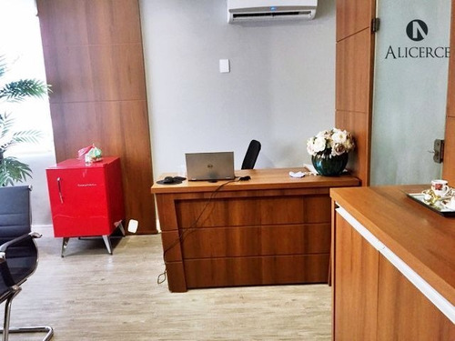 Sala Comercial No Coração Do Kobrasol! - 2588