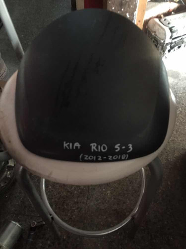 Tapa De Accesorio Kia Río 5-3 (2012-2017)