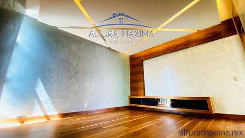 Lujosa Residencia En Venta Condominio Bosque De Los Lagos Zapopan