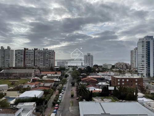 En Alquiler 3 Dormitorios Con Vista A La Isla Y Los Dedos, Amenities Completos
